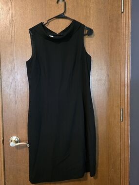 Chadwicks Sleeveless Black Midi Dress